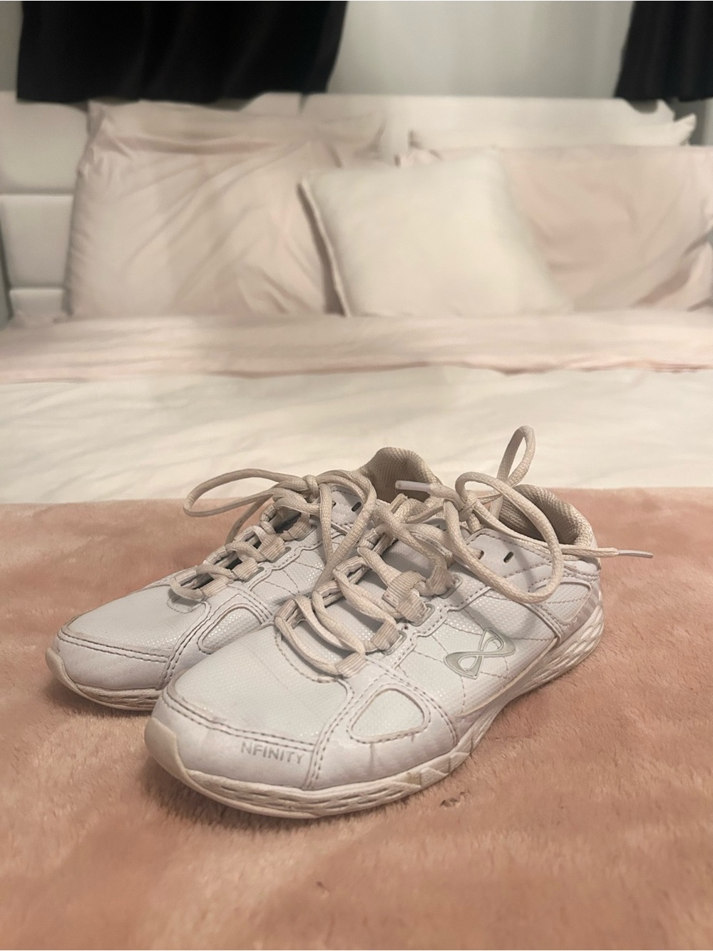 NFINITY Size 4 Cheer Shoes